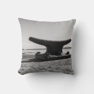 Coussin thème marin, noir et blanc throw pillow