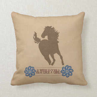 Coussin Tour comme une fille