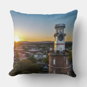 COUSSIN TOUR HORLOGE