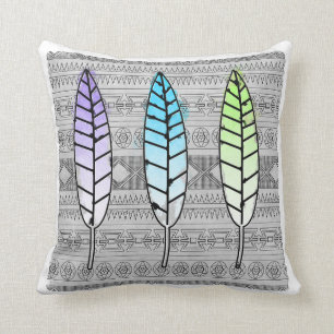 Coussin tribal de plume d'aquarelle à la mode