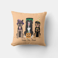 Trick Ou Traiter Les Chiens En Costumes D'Hallowee