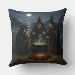 Coussin Trois sorcières brassent un chaudron sous la plein