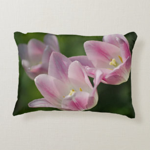Coussin trois tulipes roses