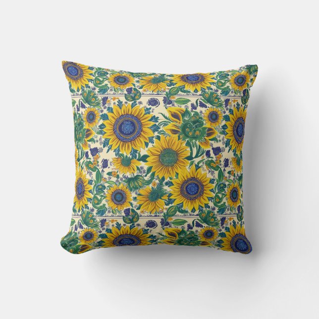 Coussin Ukrainian folk art pattern. Throw Pillow (Recto)