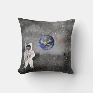 Coussin Un astronaute dans l'espace extra-atmosphérique re