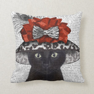 Coussin Un chat noir avec un Casquette fabuleux