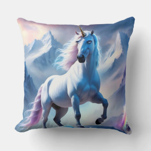 Coussin Unicorne enchantée dans un Imaginaire enneigé