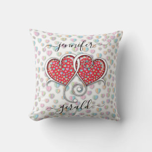 Coussin Valentine Interlock Hearts Design