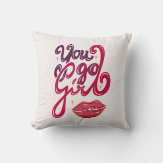 Coussin Vas-y fille – Citation pour booster la confiance