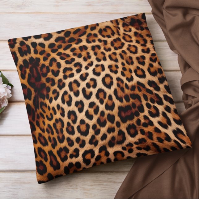 Coussin Véritables taches de peau de fourrure de léopard (Créateur téléchargé)