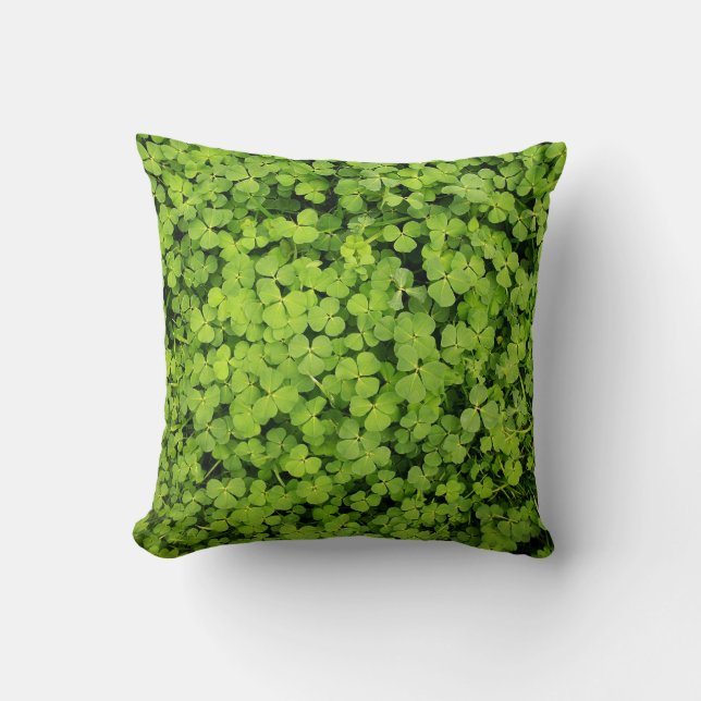 Coussin vert de champ de trèfle (Recto)