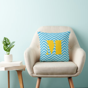 Coussin Viande d'ivoire d'Aqua et monogramme gris Zig Zag