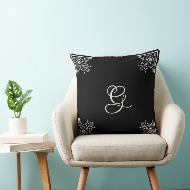 Coussin Vintage noir et blanc en gras personnalisé (Chaise)