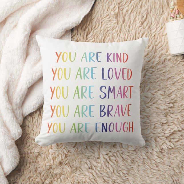 Coussin Vous Êtes Amusants Arc En Ciel Affirmations Positi (Couverture)
