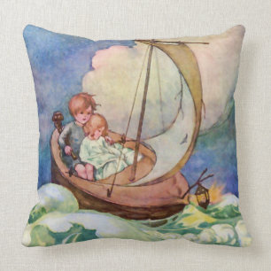 Coussin Voyage au cru de royaume des fées
