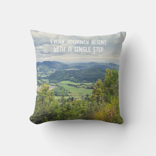 Coussin Vue sur la montagne paisible (Recto)