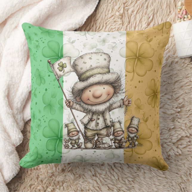 Coussin Whimsical St. Patrick’s Day Characters  (Couverture)