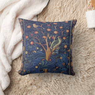 Coussin William Morris Woodpecker Tapestry Arts & Artisana