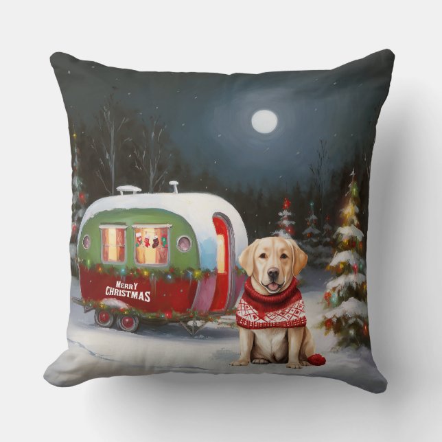 Coussin Winter Labrador Caravan Christmas Adventure (Recto)