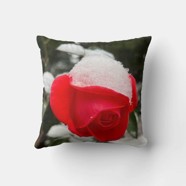 Coussin Winter Rose Throw Pillow  (Verso)