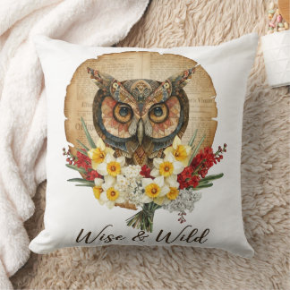 Coussin Wise and Wild Boho Owl Art