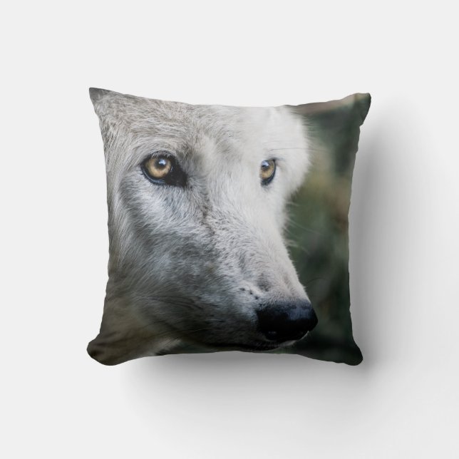 Coussin Wolf Stare (Recto)