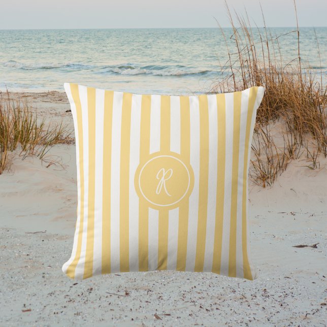 Coussin Yellow French Beach Strig Initial Monogramme (Créateur téléchargé)