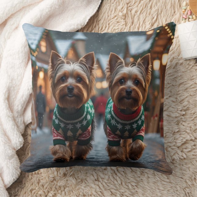 Coussin Yorkshire Terrier Dogs Christmas Snow Holiday  (Couverture)