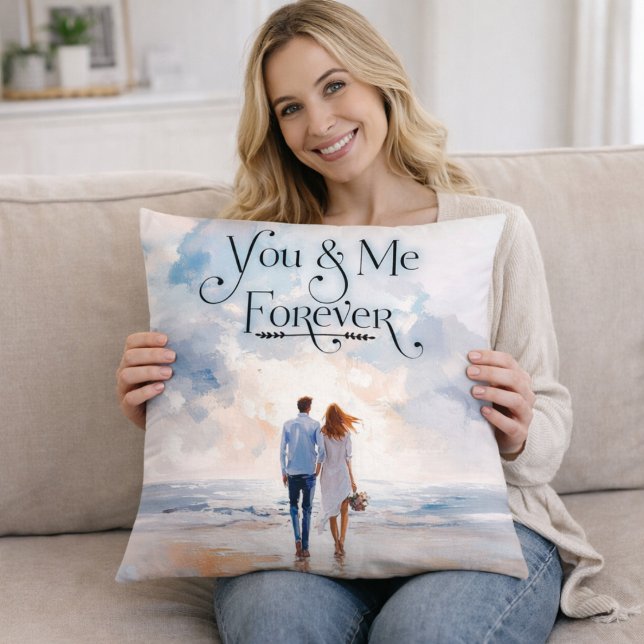 Coussin You & Me Forever Romantic Throw Pillow (Créateur téléchargé)