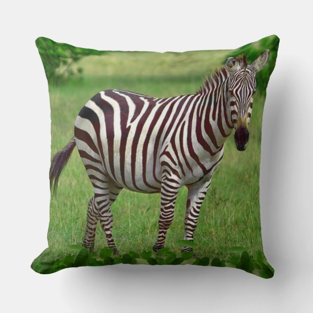 Coussin Zèbre noir et blanc sur la jungle (Recto)