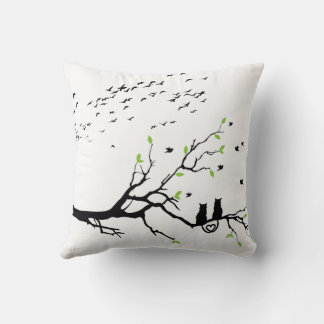Coussins de silhouettes de chats romantiques sur u