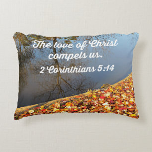 Coussins Décoratifs 2 Cor. 5:14 L'amour du Christ nous oblige.