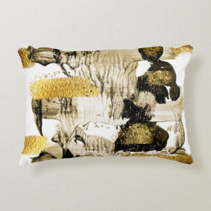 Coussins Décoratifs Art and Gold. Trendy color with golden paint and s