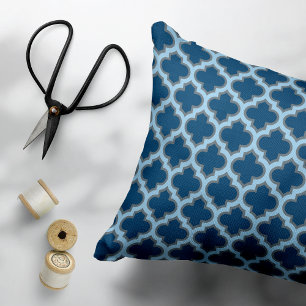Coussins Décoratifs Bleu et Bébé Bleu Trellis, treillis, Quatrefoil
