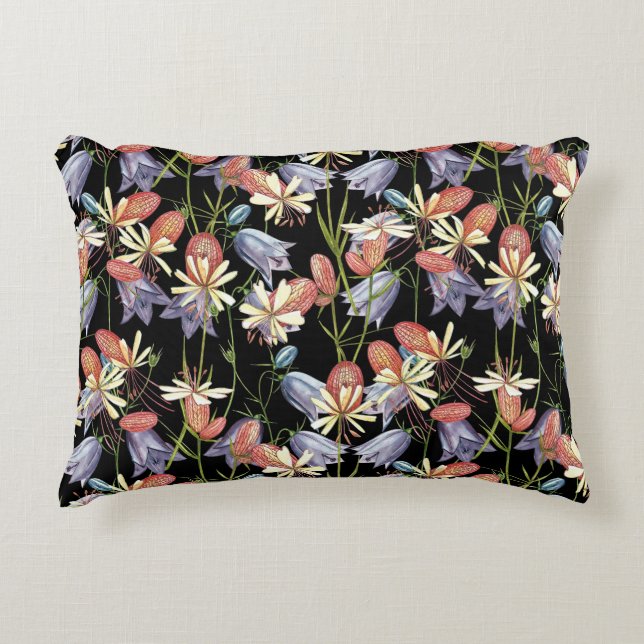 Coussins Décoratifs Cloches de Campion à échelle : aquarelle Florale (Devant)