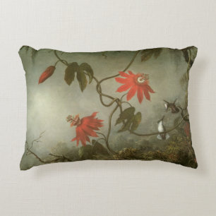 Coussins Décoratifs Fleurs de passion et colibris par Martin J Heade