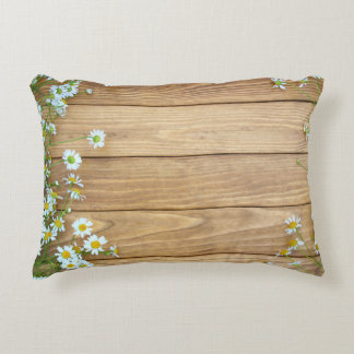 Coussins Décoratifs Fleurs sauvages, herbes : arrière - plan en bois.