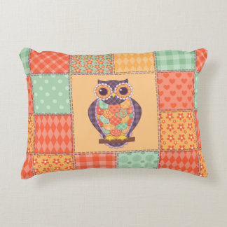 Coussins Décoratifs Motif de hibou en patchwork sans couture. Arrière 