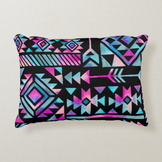 Coussins Décoratifs Motifs tribaux aquarelles, papier peint ethnique.
