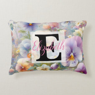 Coussins Décoratifs Nom du monogramme sur l'aquarelle Fleurs dans les
