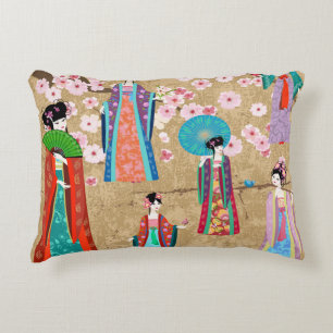Coussins Décoratifs Orientale fille en retro costumejapanese, chinois,