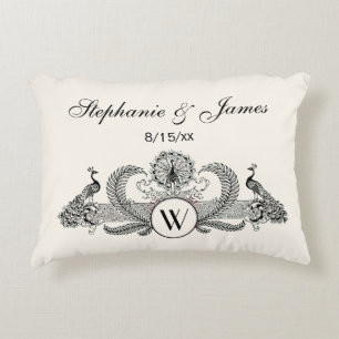 Coussins Décoratifs Peacocks vintages Monogram Ivory BG