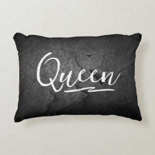 Coussins Décoratifs Roche d'ardoise noire avec texte Queen