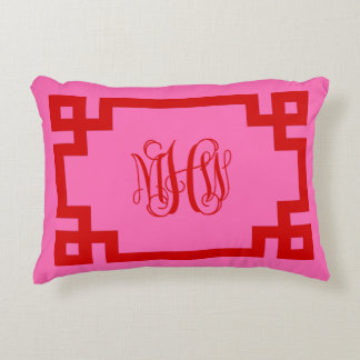 Coussins Décoratifs Rose chaud rouge clé grecque Monogramme do-it-your