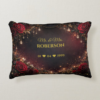 Coussins Décoratifs Roses gothiques Nom des couples & Date du mariage