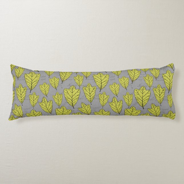 Coussins Longs Collage Motif Feuille de chêne jaune contemporain (Devant)