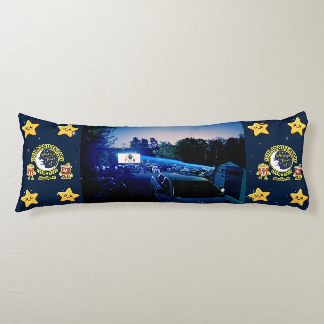 Coussins Longs Dependable Drive In 75th Anniversary Body Pillow (Devant)