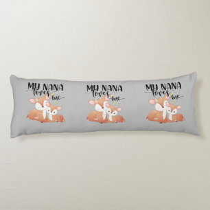 Coussins Longs Doe et Fawn My Nana m'aime