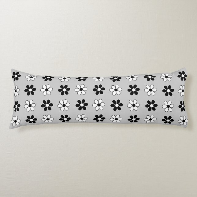 Coussins Longs Fleurs noires et blanches modernes sur gris argent (Devant)