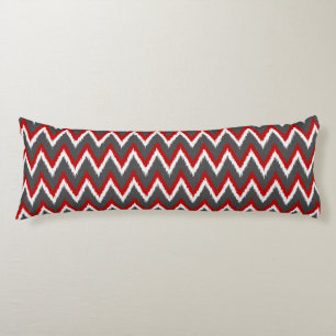 Coussins Longs Ikat Chevron Stripes - Rouge, Blanc et Gris / Gris